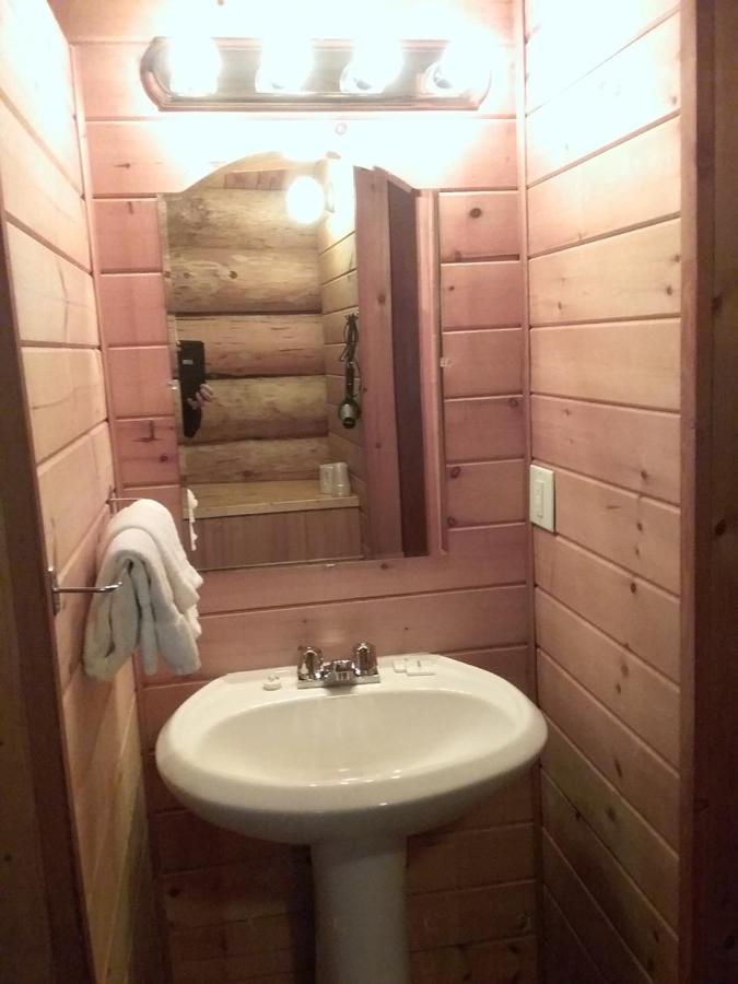Wells Gray Guest Ranch Hotel Clearwater Kültér fotó